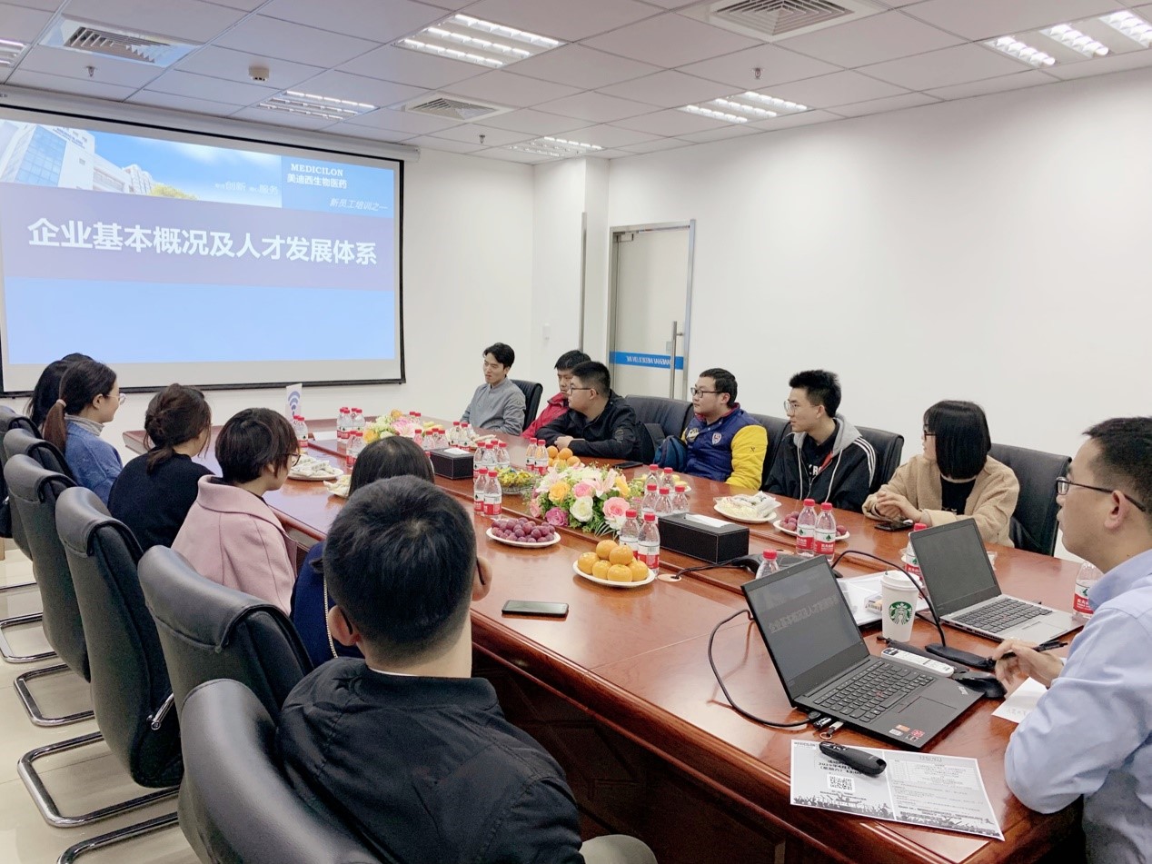 走進美迪西，與學子共話成長