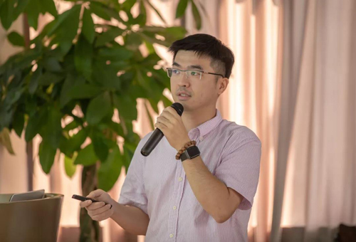 藥理學(xué)部高級(jí)主任胡哲一博士