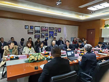 CEO 陳春麟對(duì)美迪西業(yè)務(wù)介紹及未來三到五年的整體戰(zhàn)略規(guī)劃的匯報(bào)