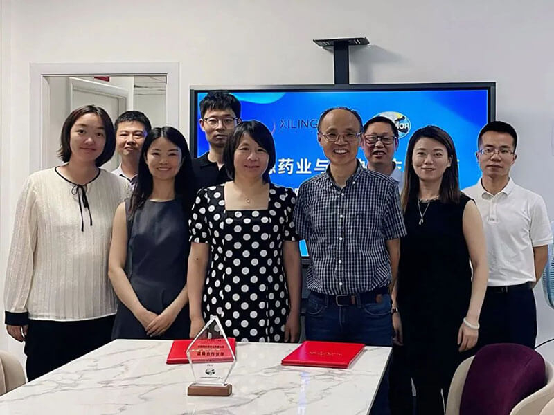 美迪西與西嶺源藥業(yè)結(jié)成戰(zhàn)略伙伴關(guān)系.jpg