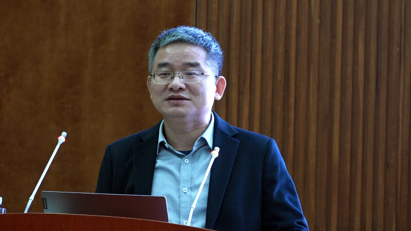 上海市生物工程學(xué)會專職秘書長何楊.jpg