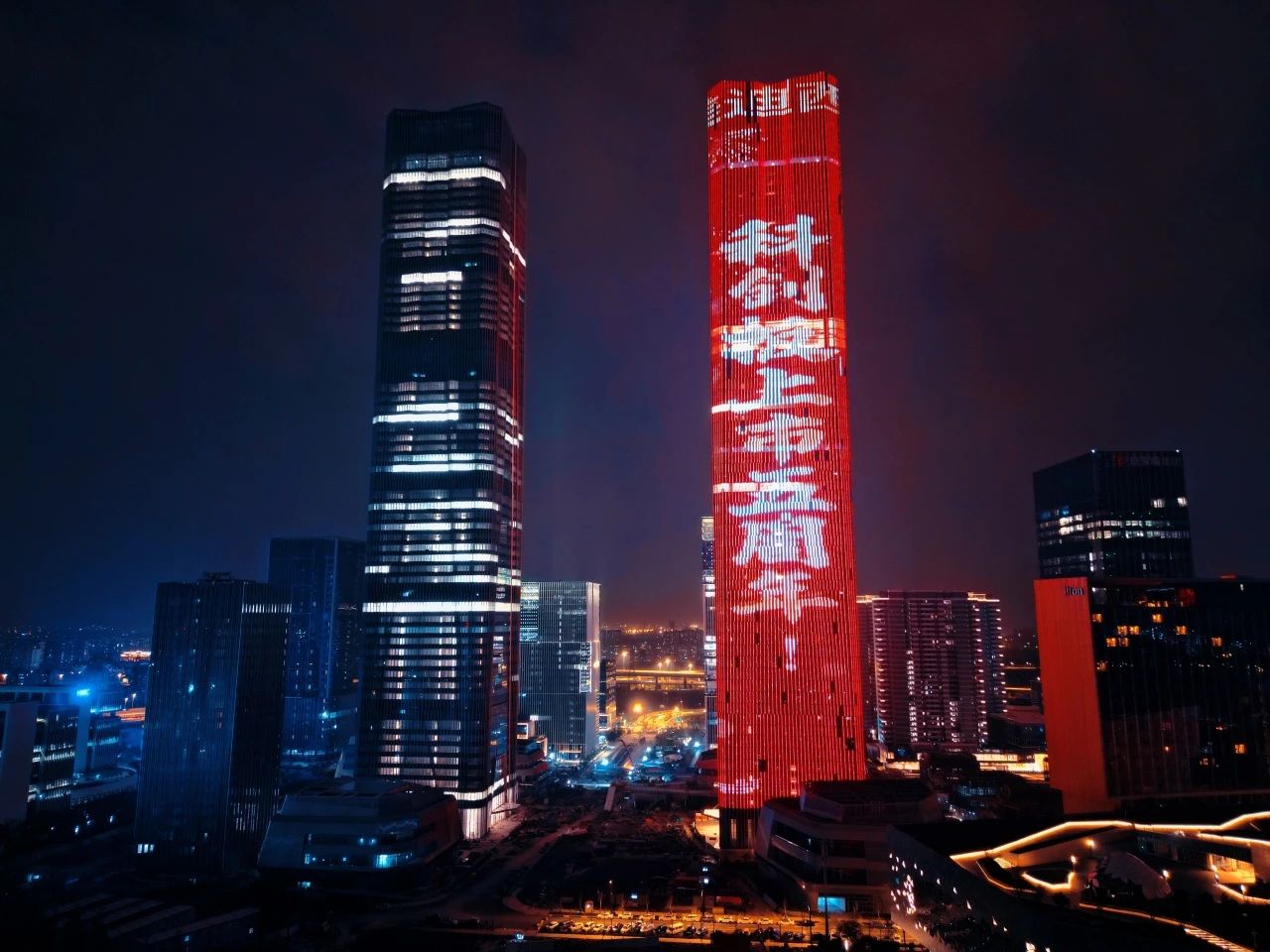 點(diǎn)亮張江！獻(xiàn)禮美迪西成立20周年暨上市五周年（內(nèi)附最新宣傳片）